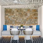 Mykonos Riviera & Spa, A Member Of Small Luxury Of The World Otel Tourlos