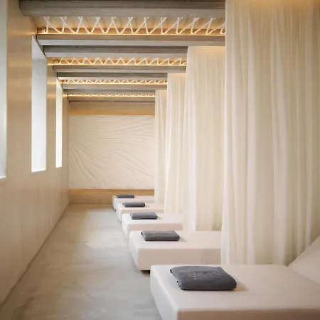 Hotel Mykonos Riviera & Spa, A Member Of Small Luxury Of The World Tourlos