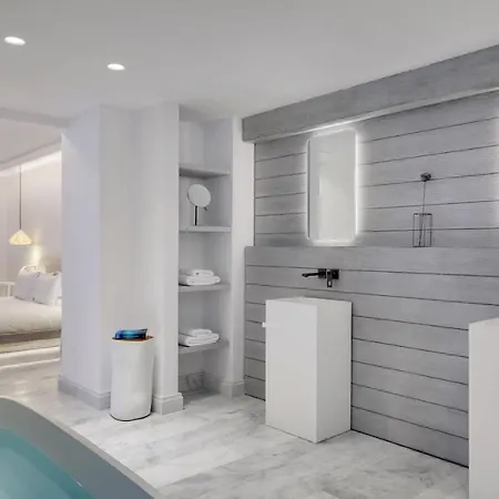 Hotel Mykonos Riviera & Spa, A Member Of Small Luxury Of The World Tourlos