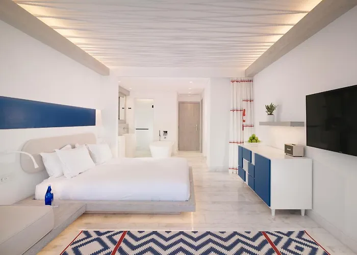 Mykonos Riviera & Spa, A Member Of Small Luxury Of The World ホテル 5*