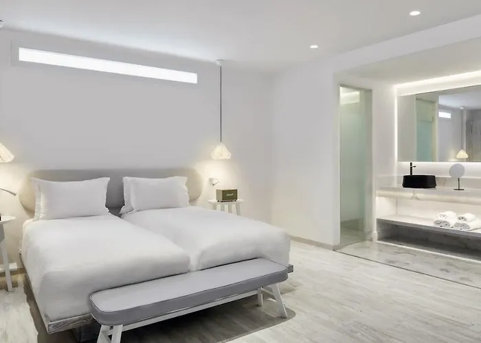 Mykonos Riviera & Spa, A Member Of Small Luxury Of The World トゥルロス