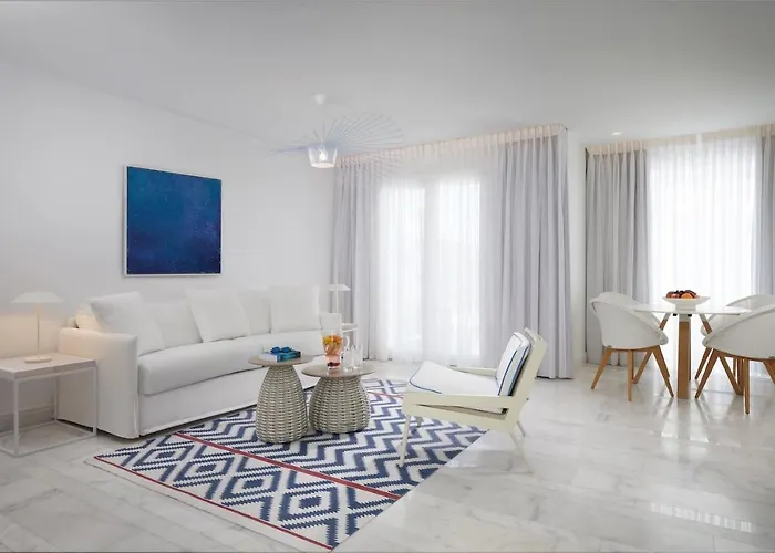 Mykonos Riviera & Spa, A Member Of Small Luxury Of The World ホテル 5*