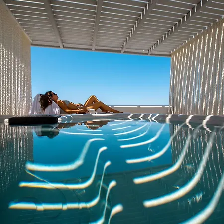 Mykonos Riviera & Spa, A Member Of Small Luxury Of The World ホテル 5*