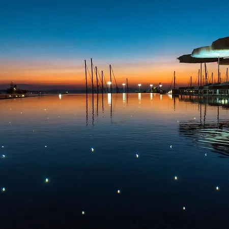 Mykonos Riviera & Spa, A Member Of Small Luxury Of The World فندق 5*