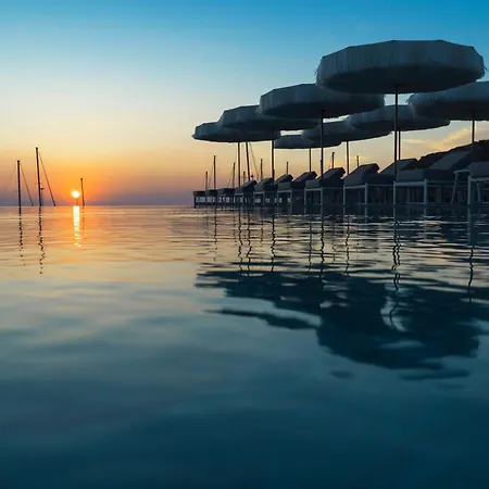 فندق Mykonos Riviera & Spa, A Member Of Small Luxury Of The World تورلوس